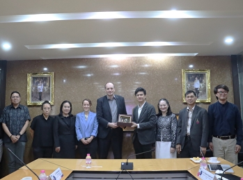 he International Affairs Section
welcomed and held a meeting with
Executive from Karlsruhe Institute of
Technology (KIT)